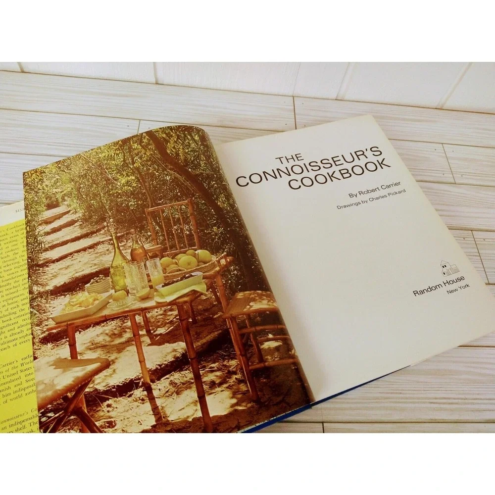 The‎ Connoisseur's Cookbook 1965 1st Edition HCDJ Robert Carrier Gourmet-Core